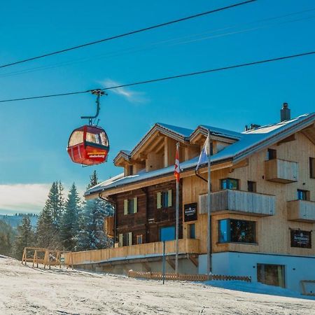 Rinderberg Lodge Zweisimmen Esterno foto